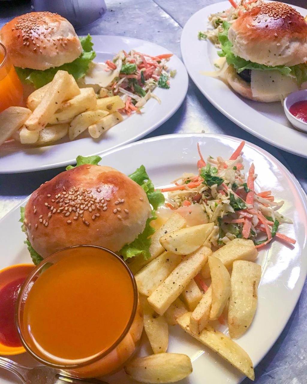 Hotel Yac Donalds Kāgbeni Екстериор снимка